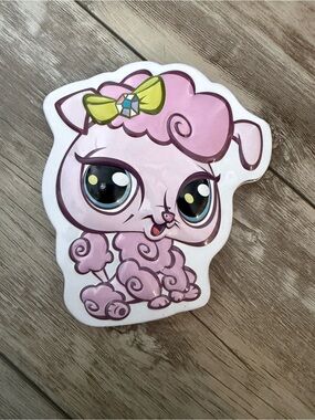 Littlest Pet Shop Tin with Magnets